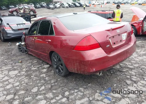 2006 Honda Accord 3.0 Ex z USA, uszkodzony, nr VIN 1HGCM66556A052705